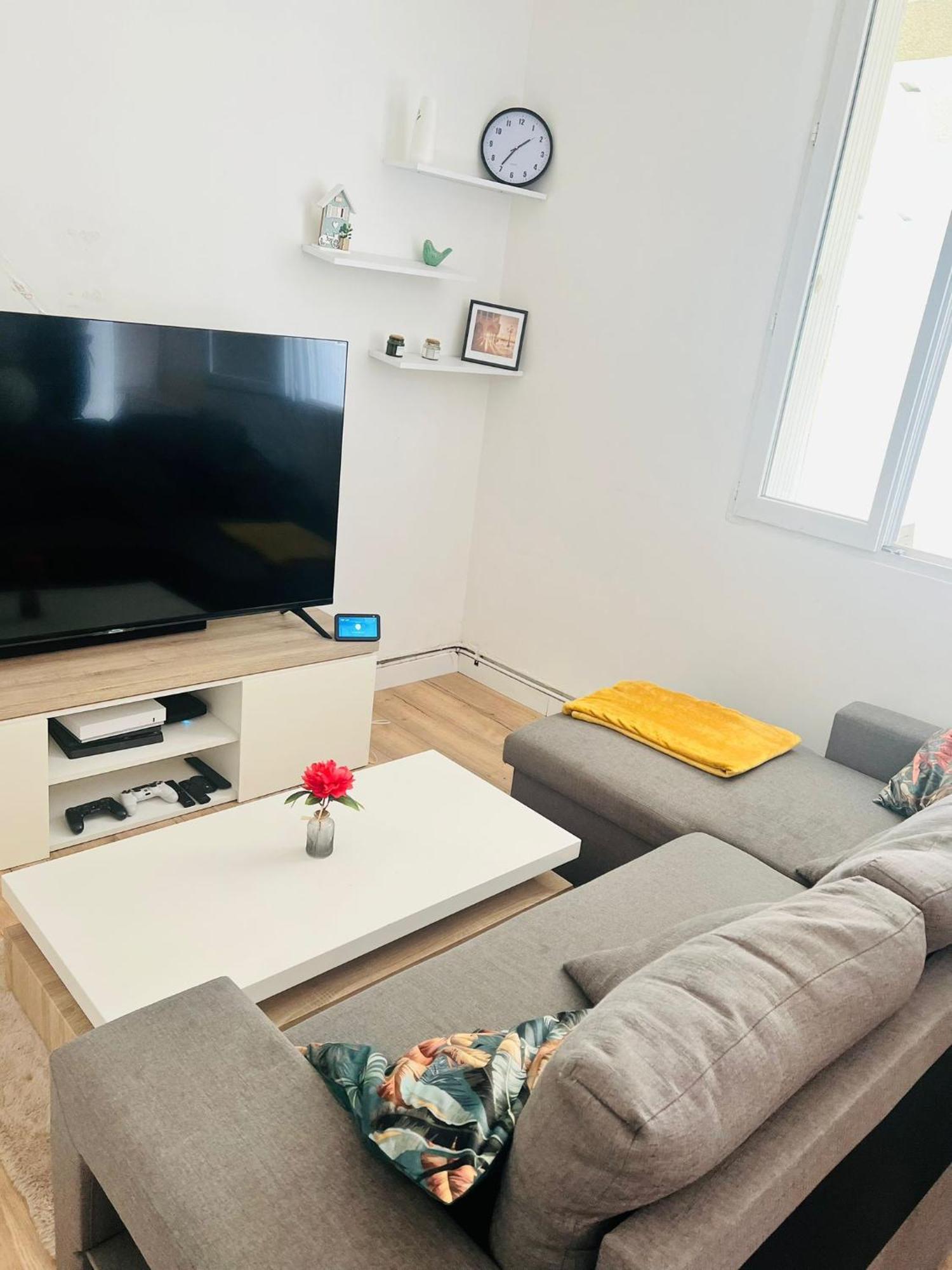 Charmant Appartement Americain Σαιν-Ντενί Εξωτερικό φωτογραφία