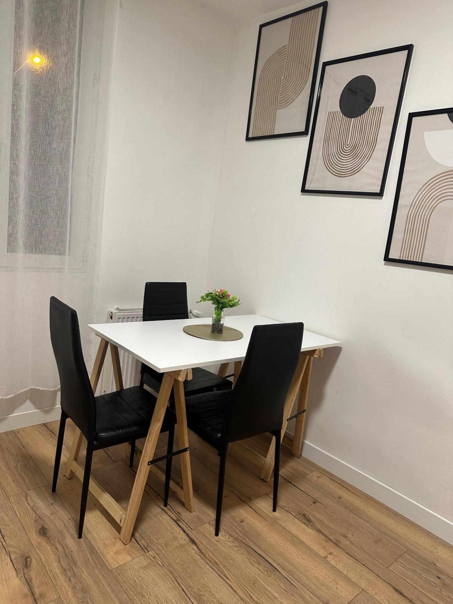 Charmant Appartement Americain Σαιν-Ντενί Εξωτερικό φωτογραφία